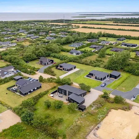 Weike - 950m To The Fjord By Interhome Feriehus *