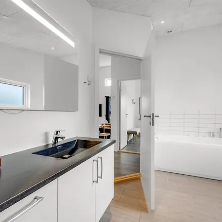 Weike - 950m To The Fjord By Interhome Feriehus Tarm