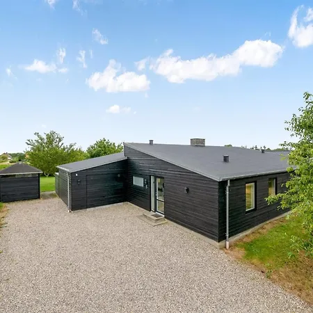 Weike - 950m To The Fjord By Interhome *